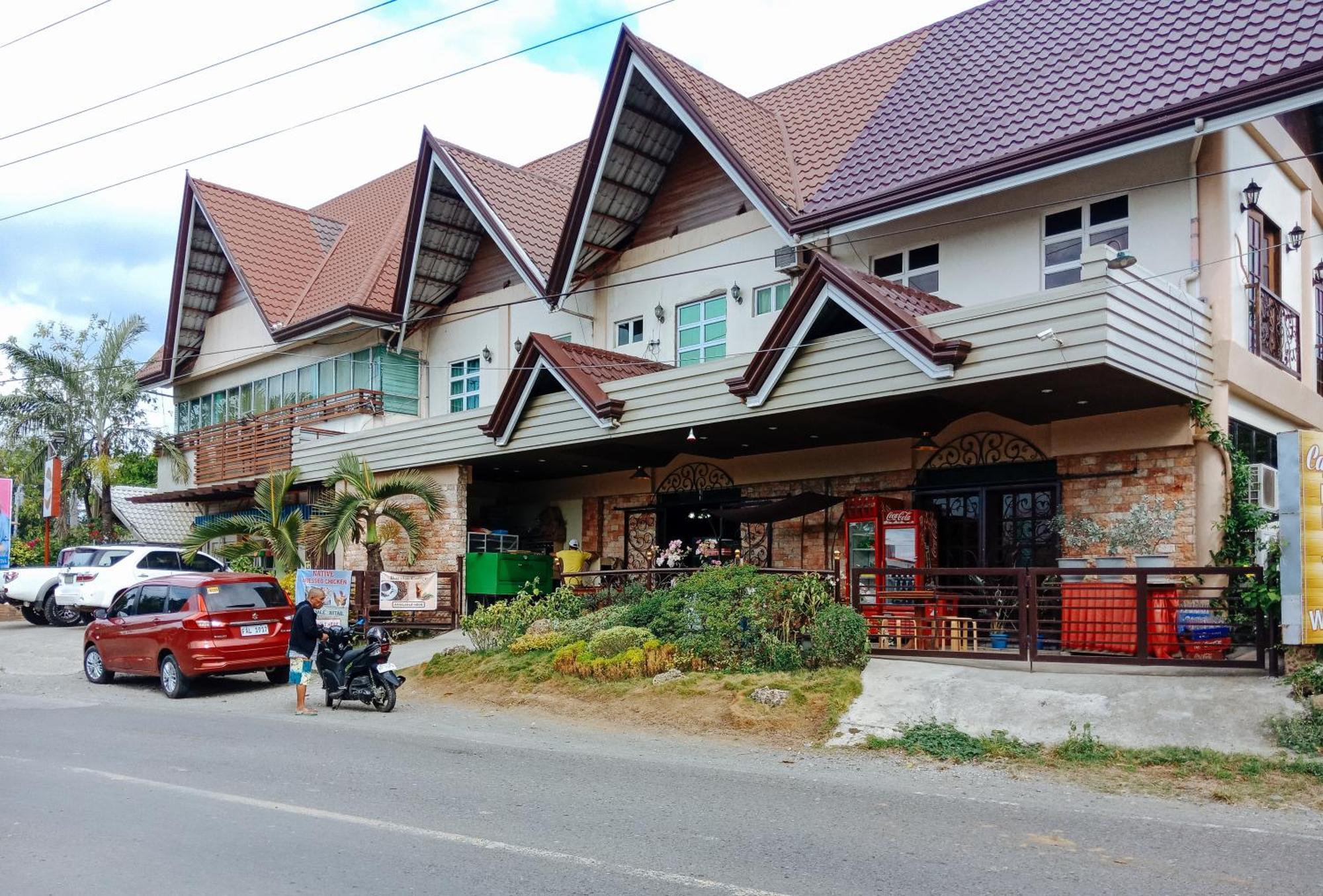 Villa Asuncion Country Inn And Resort Iloilo By Reddoorz Tigbauan Exteriér fotografie